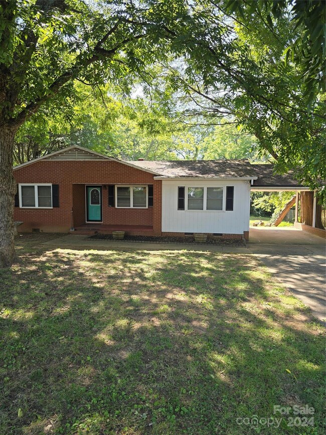 260 Klutz St, Troutman, NC 28166 - photo 3