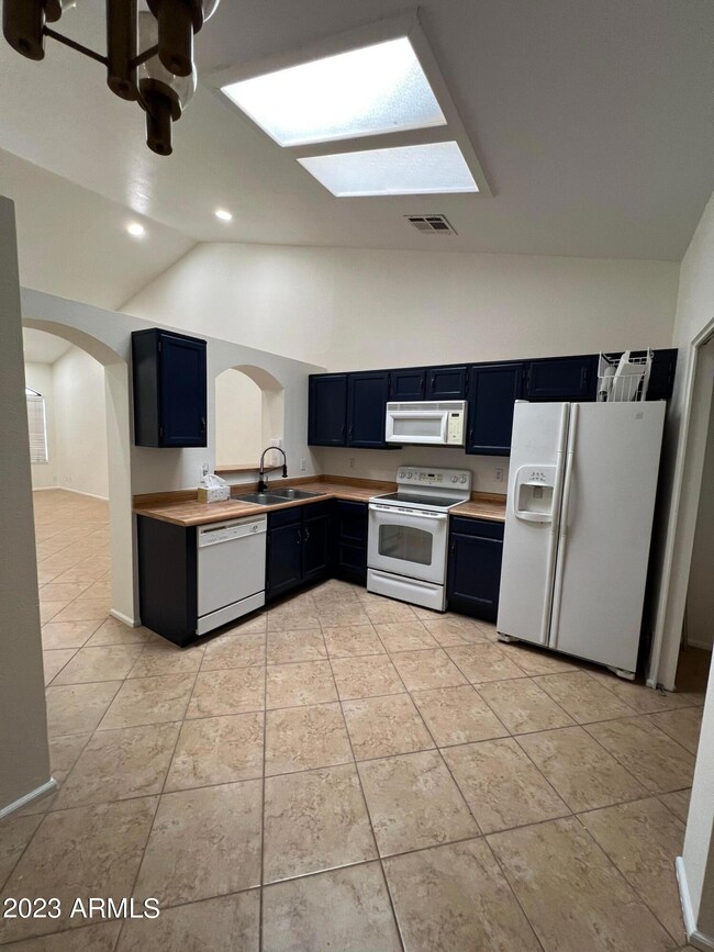 65 N Concord St, Gilbert, AZ 85234 - photo 4