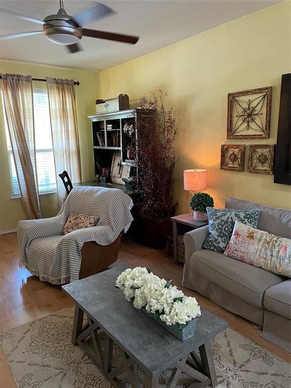 10117 Hanover Dr, Providence Village, TX 76227 - photo 4