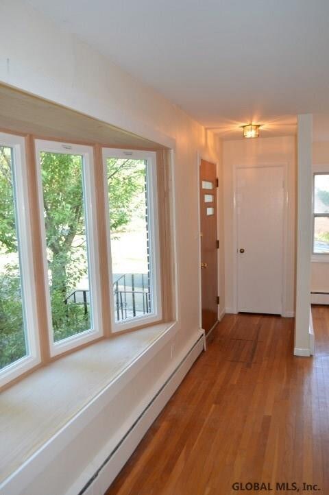 4 Gregory Ln, Albany, NY 12211 - photo 3