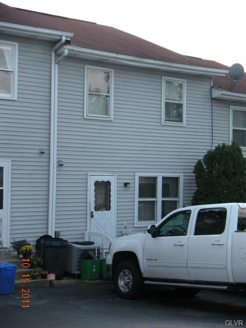 812 W Lehigh St, Bethlehem, PA 18018 - photo 2