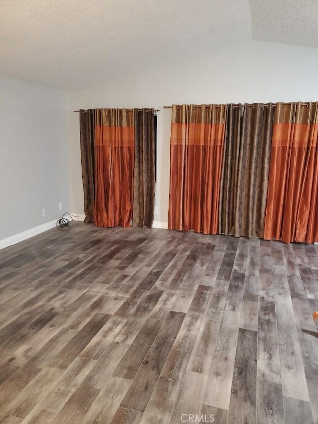 211 S Grape Ave, Compton, CA 90220 - photo 4