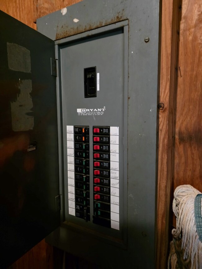 528 Louis Ave, Albany, GA 31701 - photo 6