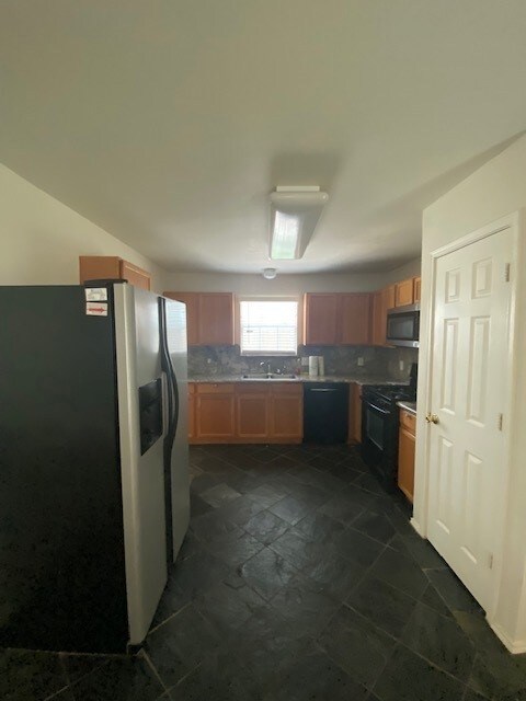 10106 Country Knoll Dr, Houston, TX 77086 - photo 5