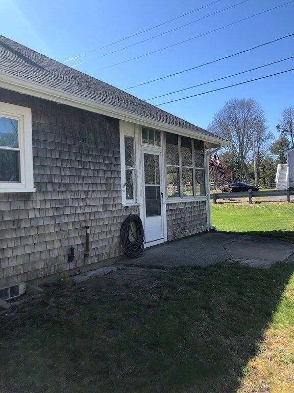 15 High St, Carver, MA 02330 - photo 3