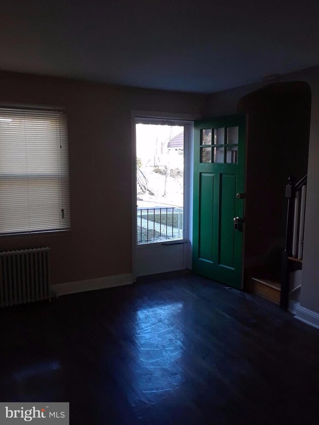 4731 Dartford Ave, Baltimore, MD 21229 - photo 3