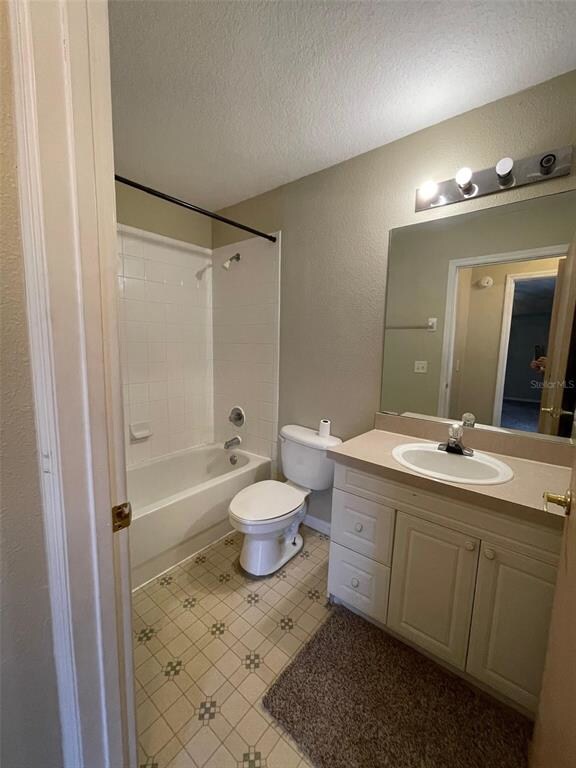 935 Caribbean Dr, Davenport, FL 33897 - photo 7