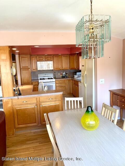 207 Bishop St, Staten Island, NY 10306 - photo 4