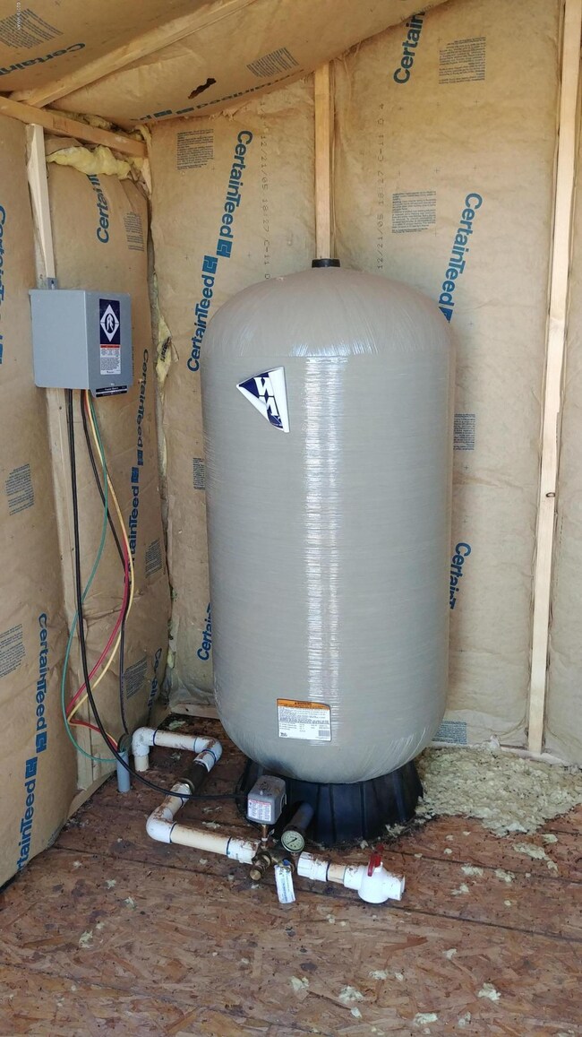 Pump house - 0914181111