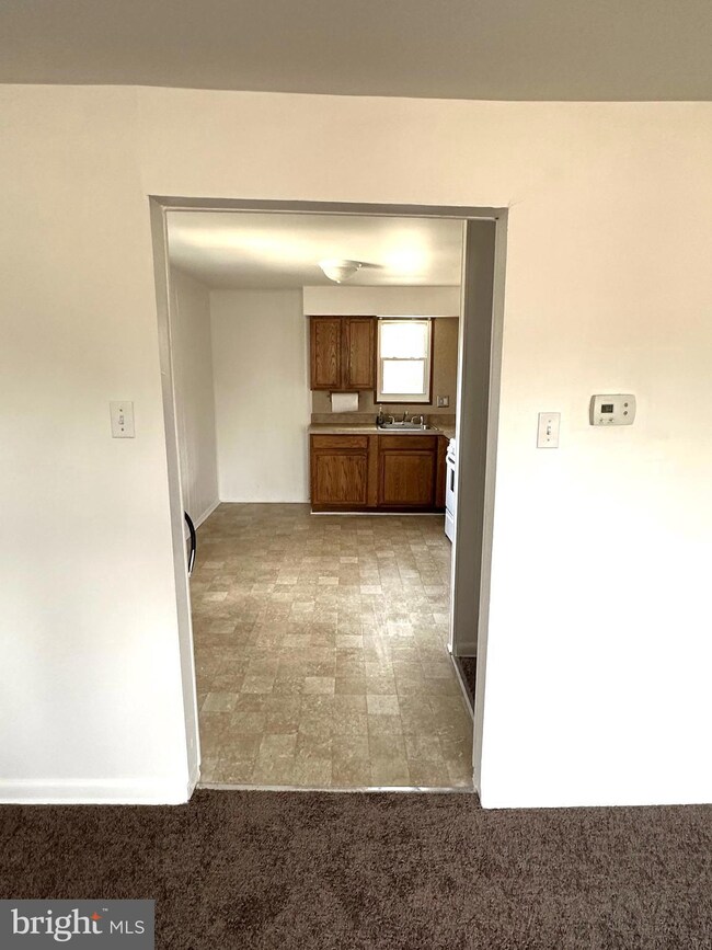 220 Pine Ave, Runnemede, NJ 08078 - photo 4