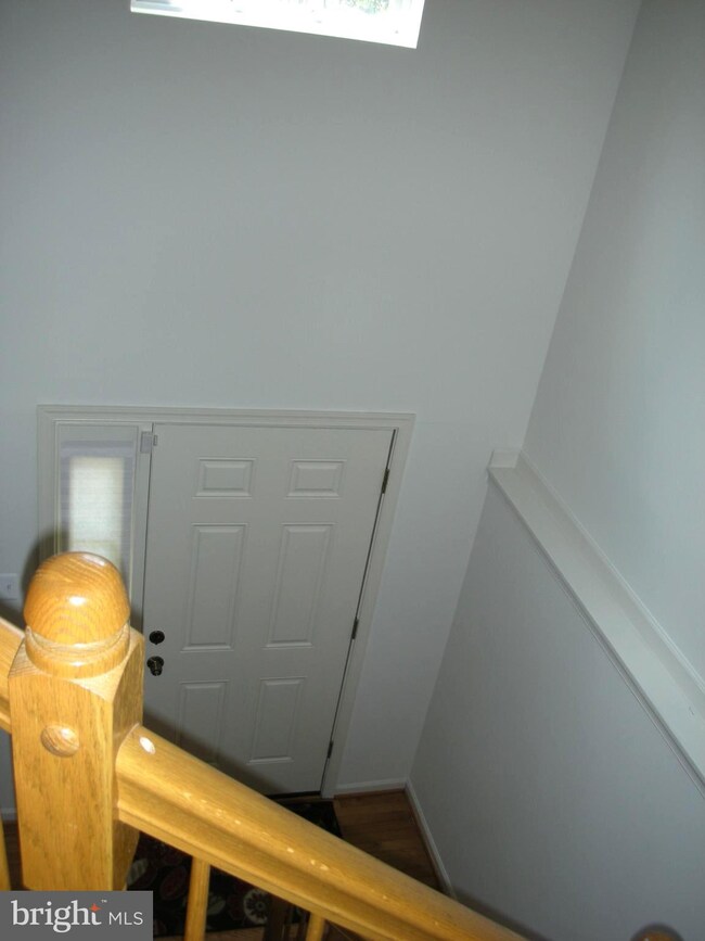 8122 Shannons Aly, Laurel, MD 20724 - photo 6