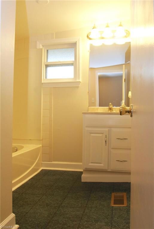 7114 Bethel South Fork Rd, Graham, NC 27253 - photo 7