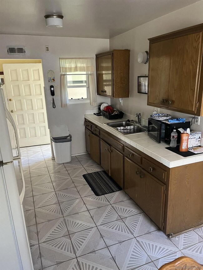 2745 Caulfield Dr, San Diego, CA 92154 - photo 6