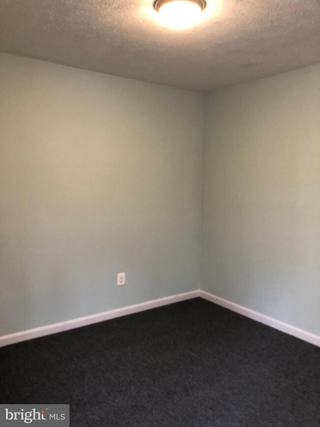 23970 Maypole Rd unit E, Leonardtown, MD 20650 - photo 7