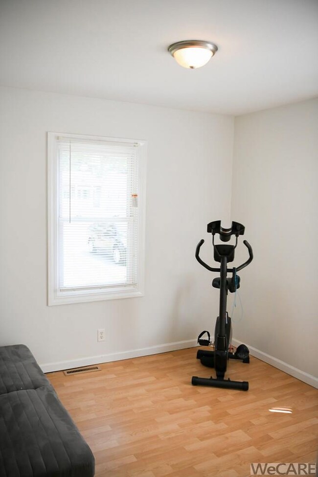 617 College St, Findlay, OH 45840 - photo 7