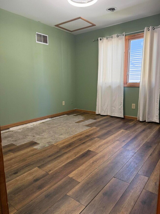 1751 Beech Dr, Crown Point, IN 46307 - photo 7