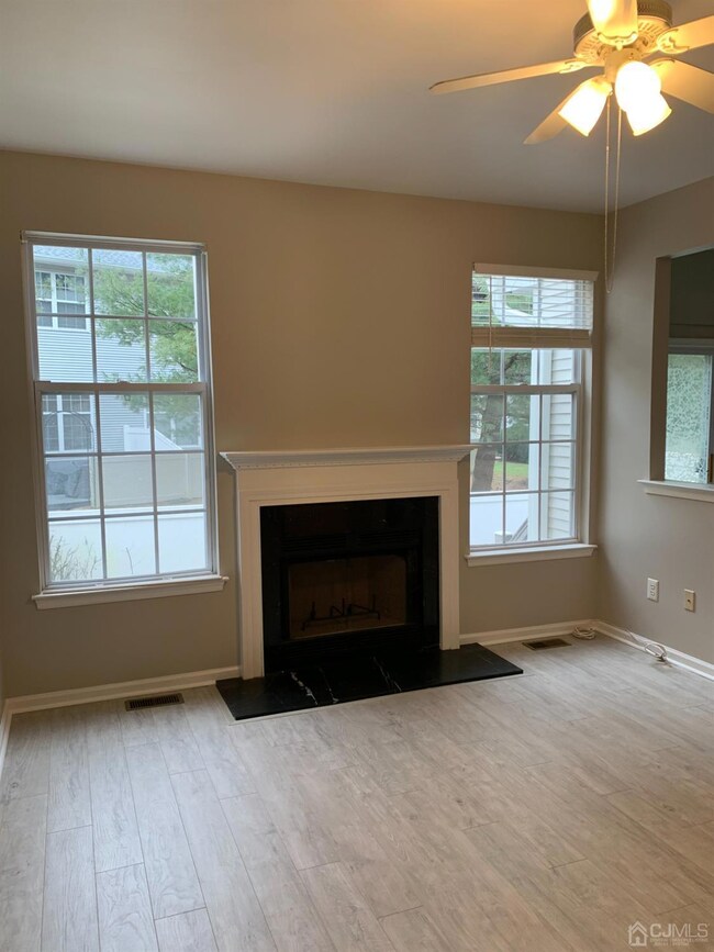 1902 Dahlia Cir, Dayton, NJ 08810 - photo 5