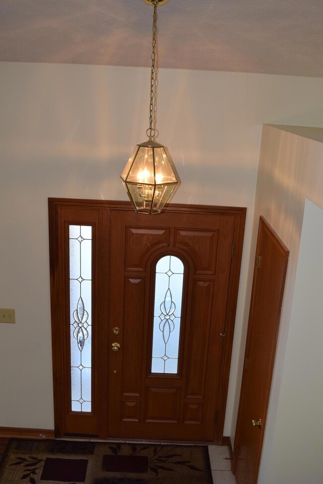 5999 Epernay Way 003