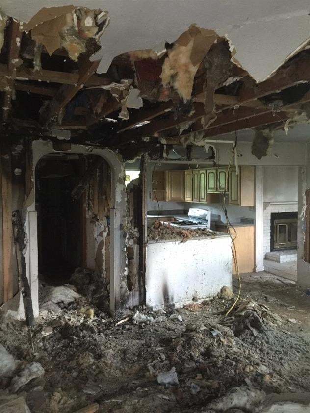 802 E Division Rd, La Porte, IN 46350 - photo 4