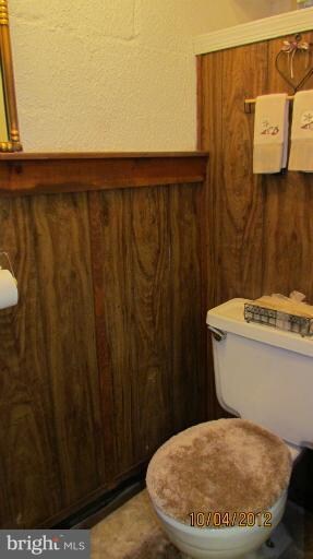 4600 Raspe Ave, Baltimore, MD 21206 - photo 4