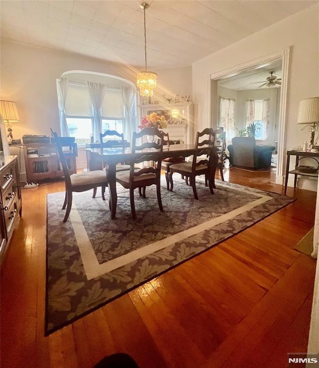 887-889 Degraw Ave, Newark, NJ 07104 - photo 7