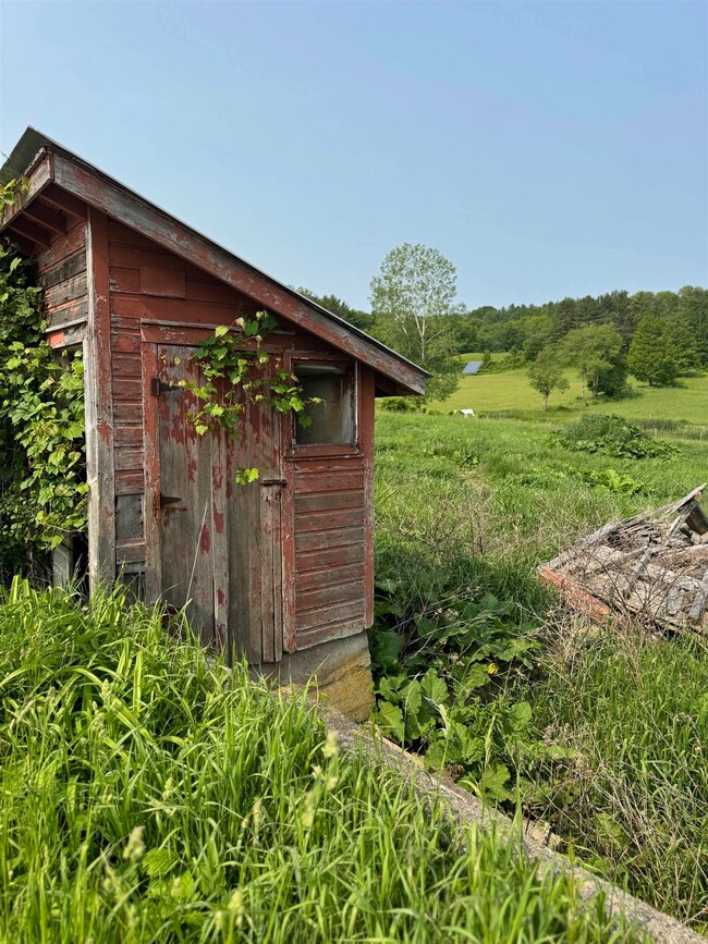 1801 S Stream Rd, Bennington, VT 05201 - photo 4