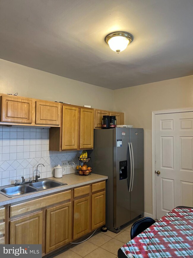 833 N Front St, Reading, PA 19601 - photo 7