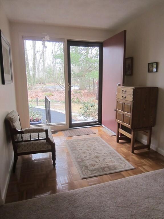 116 Chestnut Cir, Lincoln, MA 01773 - photo 7