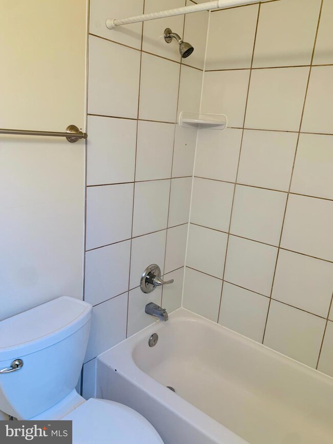 2521 Kent Town Place, Hyattsville, MD 20785 - photo 6