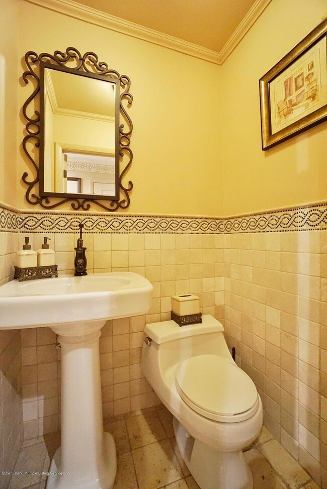 (6) Half Bath Level 1