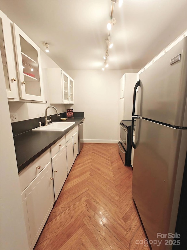 Charlotte House unit 321, Charlotte, NC 28207 - photo 7