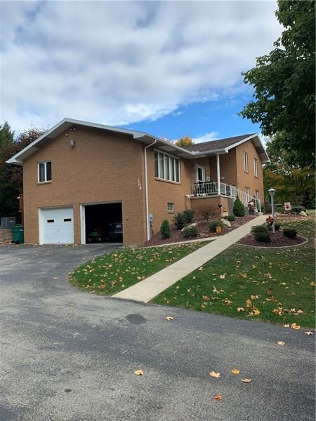 204 Saint Cecilia Rd, Latrobe, PA 15650 - photo 3