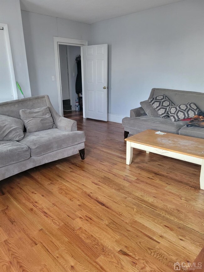 204 Montrose Ave unit C, South Plainfield, NJ 07080 - photo 2