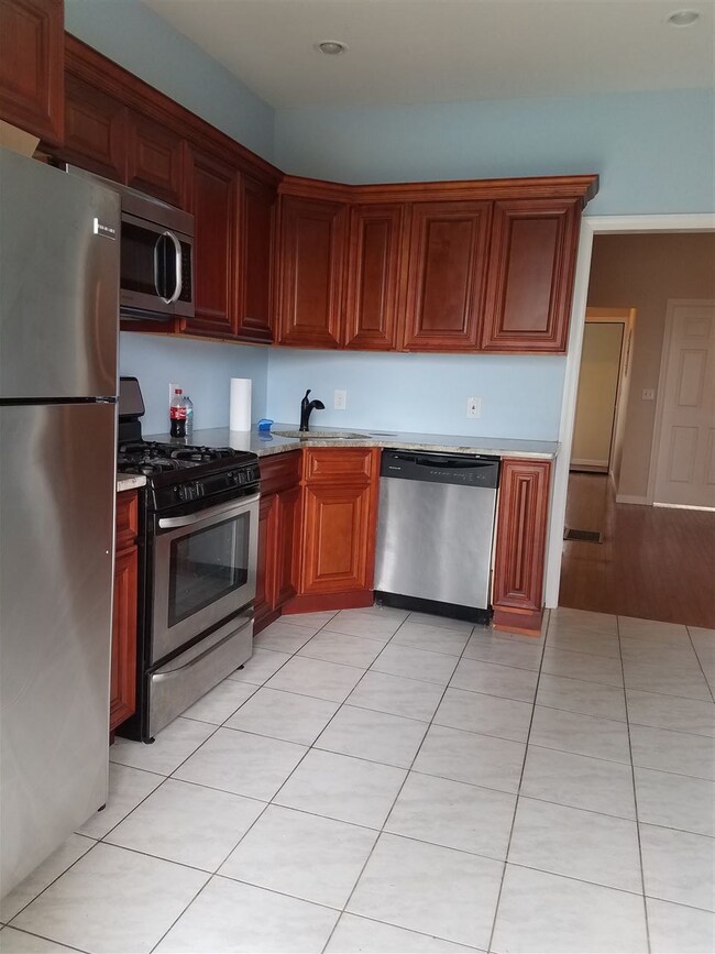 19 Columbia Ave unit 1, Jersey City, NJ 07307 - photo 7