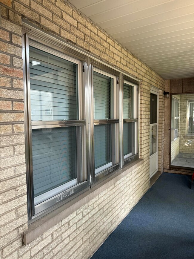 Eagle Ridge Condominium unit 36, Highland, IN 46322 - photo 6