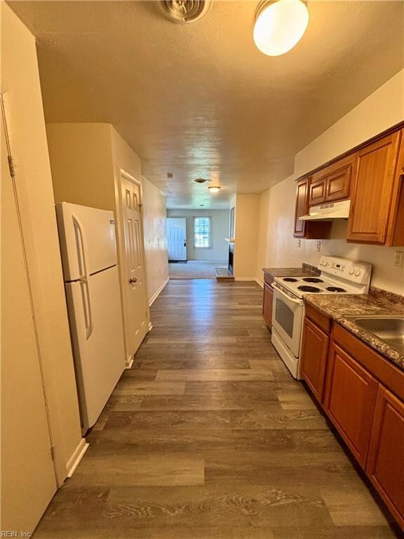 9511 Chesapeake St unit B, Norfolk, VA 23503 - photo 6