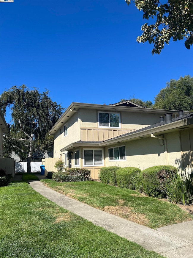 2221 Partridge Way unit 3, Union City, CA 94587 - photo 3