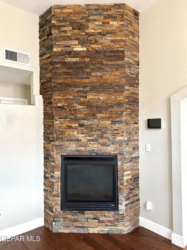 14016 Highweed Dr, El Paso, TX 79928 - photo 7