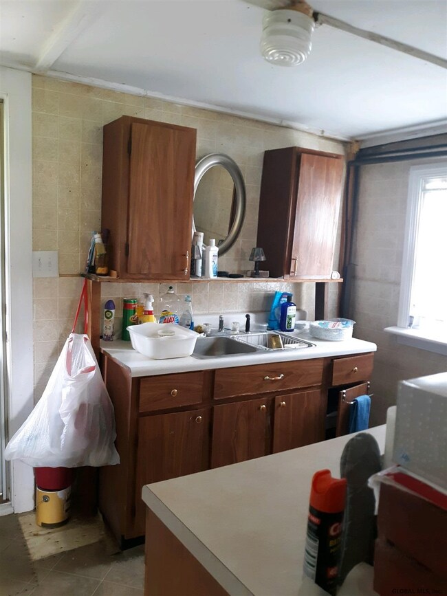 20 Bott Ln, Troy, NY 12180 - photo 5