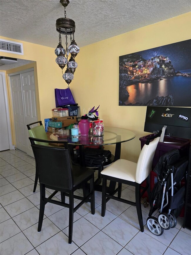 21 Ventnor B, Deerfield Beach, FL 33442 - photo 5