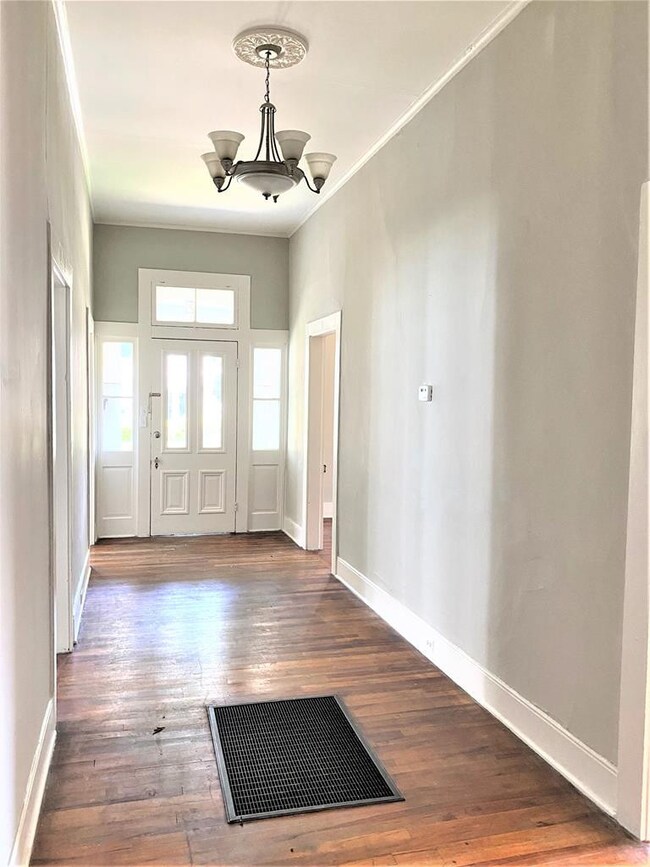 710 State St, Natchez, MS 39120 - photo 5