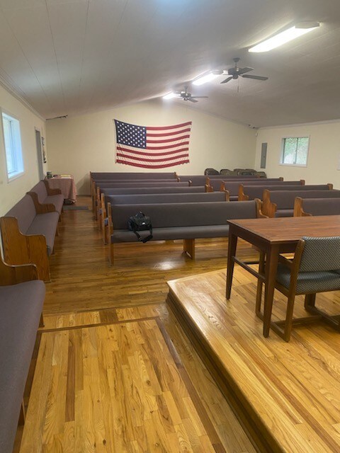 513 S Ramsey St, Manchester, TN 37355 - photo 4