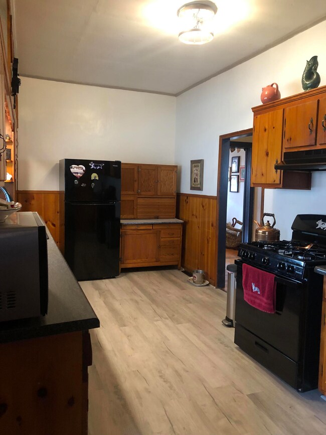 kitchen angle 2
