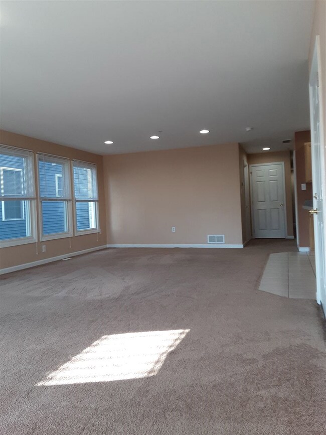 426 W Garfield Ave unit 100, Wildwood, NJ 08260 - photo 4