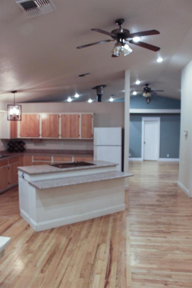 260 Round Prairie Rd, Wilderville, OR 97543 - photo 3