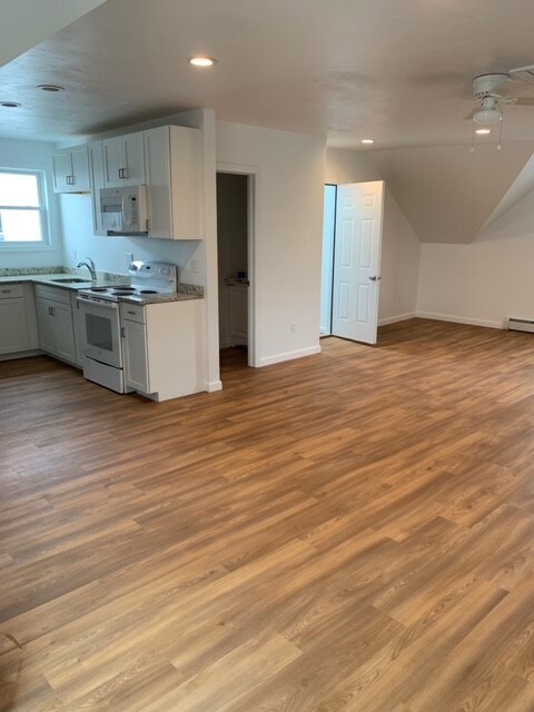 453 Pond St, Woonsocket, RI 02895 - photo 2