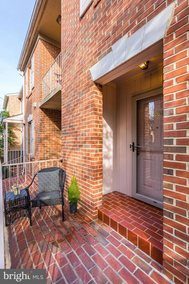 1003B N Daniel St, Arlington, VA 22201 - photo 5