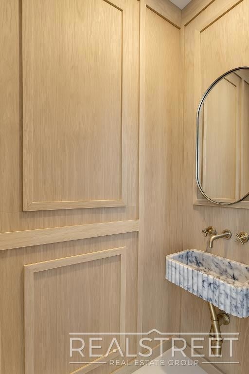 33 Pilling St unit 2, Brooklyn, NY 11207 - photo 5