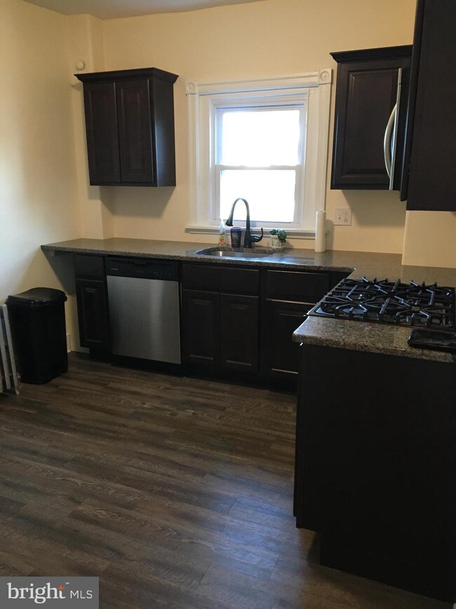 111 Grandview Rd unit 3RD, Ardmore, PA 19003 - photo 4