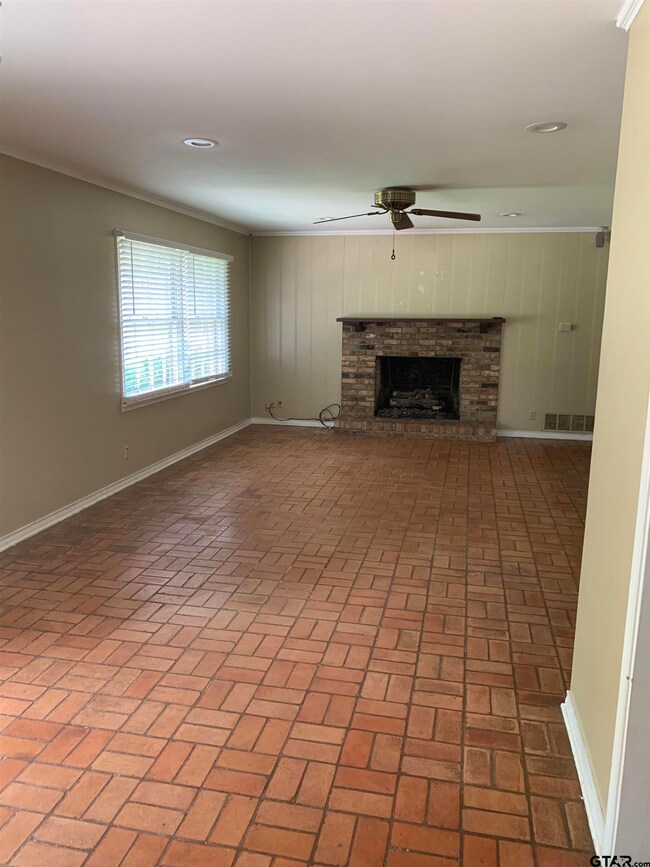 714 E Hudson St, Tyler, TX 75701 - photo 2